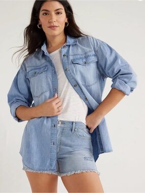 🩵 Sofia by Sofia Vergara Relaxed Fit Oversized Women’s Chambray Western Shirt